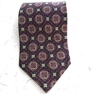 Giorgio Armani 100% silk tie burgundy clover classic traditional luxury career